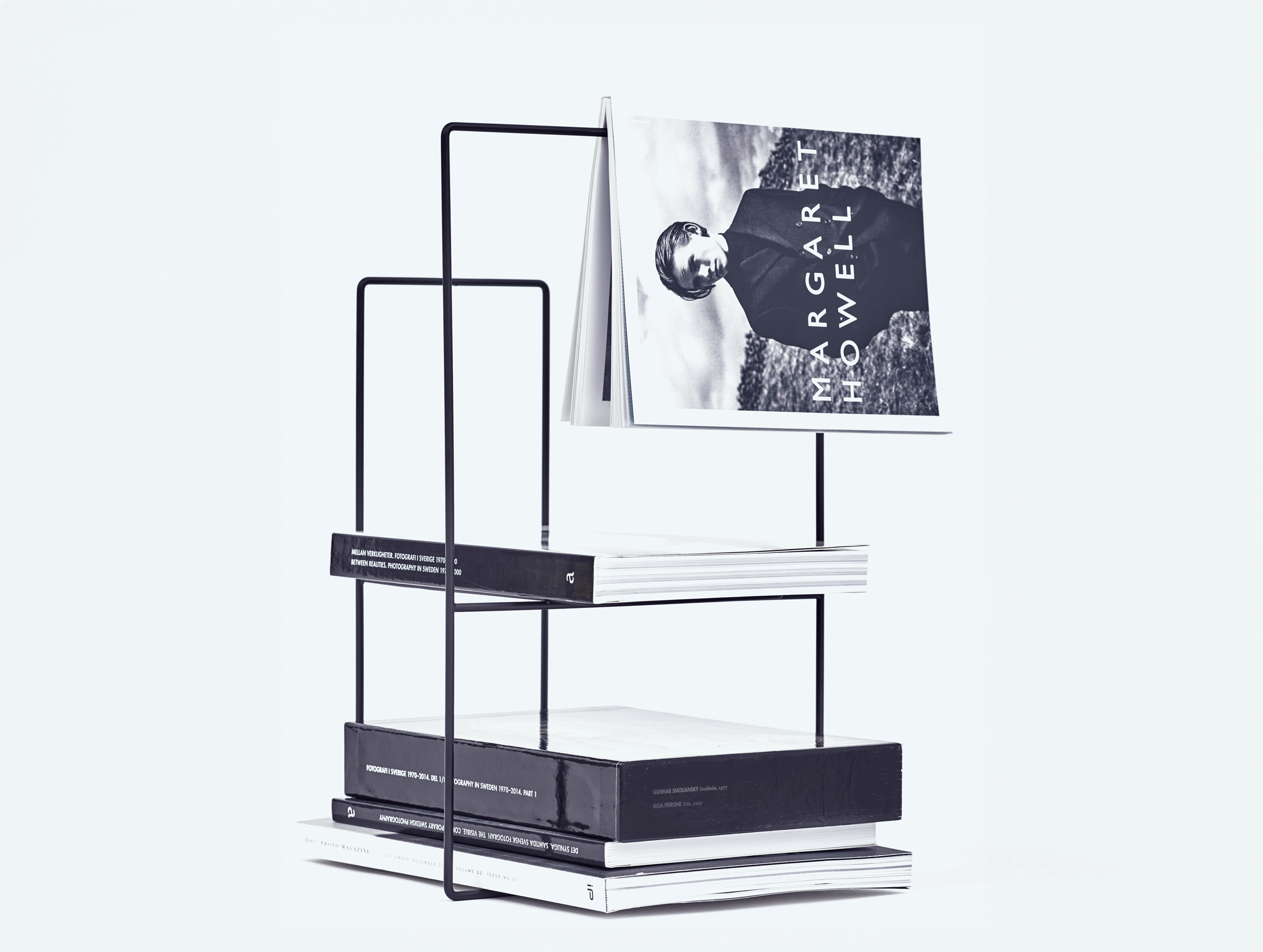 Rewire Magazine newspaper storage rack, tre product, medium black black