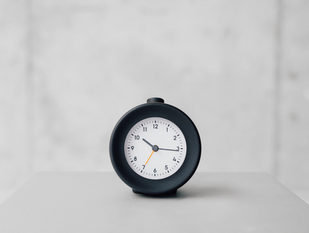 Mudita Bell 2 analog alarm clock, Charcoal Black