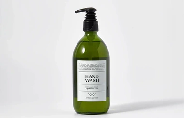 Savon pour les mains, Windy Woods, Mysterious East