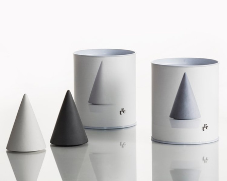 Pfefferstreuer aus hochwertigem, mattem Porzellan Cone, tre produkt