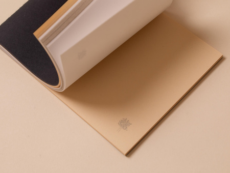 Notizblock aus recyceltem Papier G. Hinweis Traubenlabor