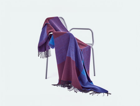 Koc z wełny merynosów Blend, tre product, niebieski, czarny