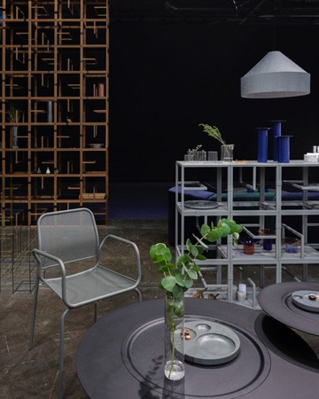 Text Block Metal modular furniture system, tre product, single set, grey