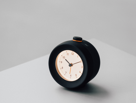 Mudita Bell 2 Analoger Wecker, schwarz