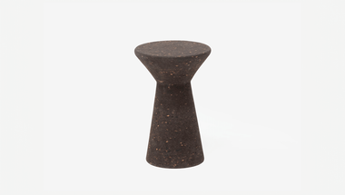 Stołek z naturalnego korka Cork Stool, tre product, ciemny